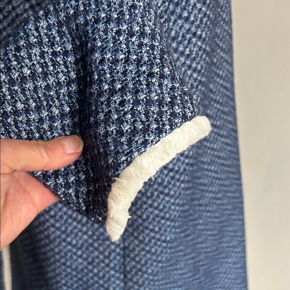 J. McLaughlin Tweed Fringe Trim Mid Length Jacket Coat Blue White Size Lg NWOT - Picture 7 of 12
